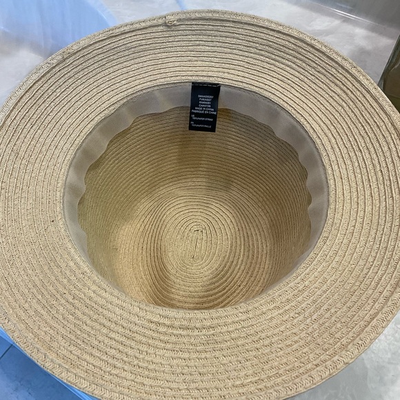 Straw Hat, Women’s, Neutral Natural Color, Size is 23.5 inches around - Picture 6 of 8